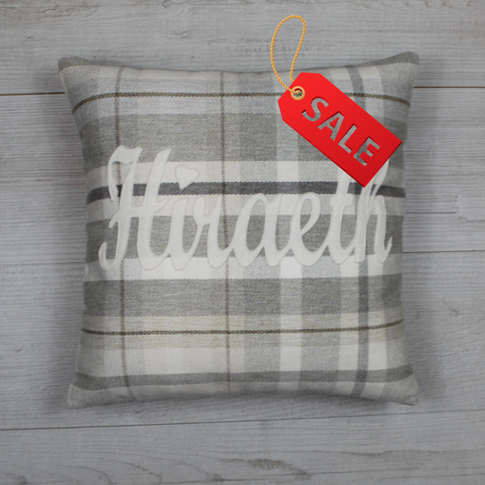 Hiraeth Cushion