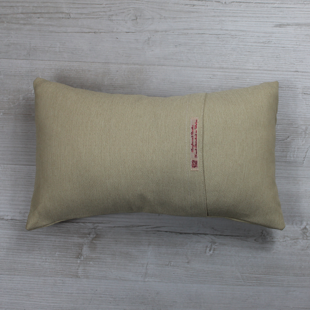 Love Appliqué Valentine Cushion – Bright Pink Wool Cushion