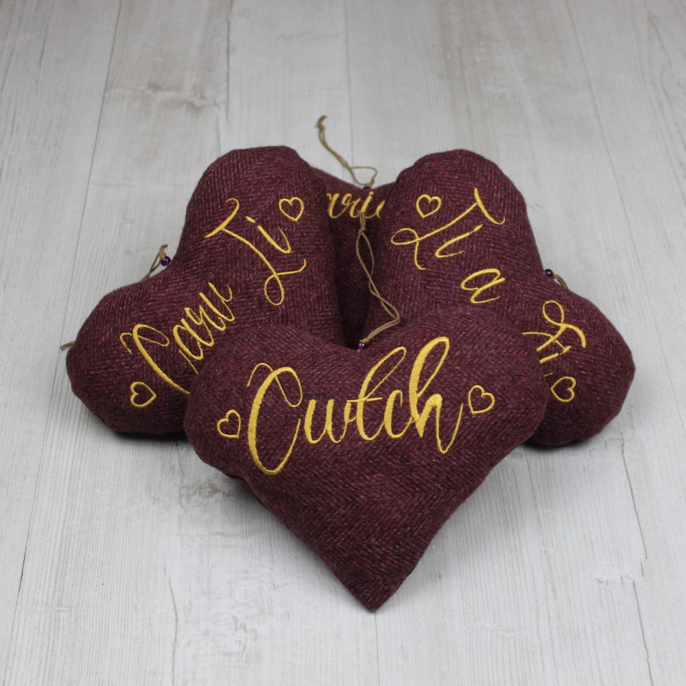 "Cwtch" "Hug"  Heart