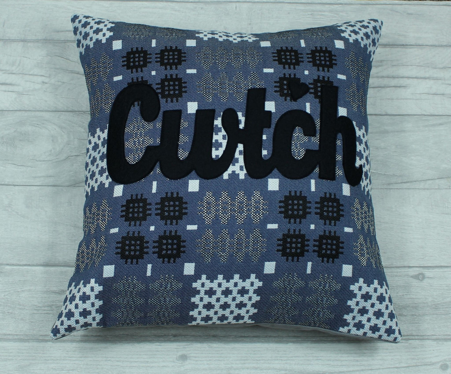 Cwtch Cushion